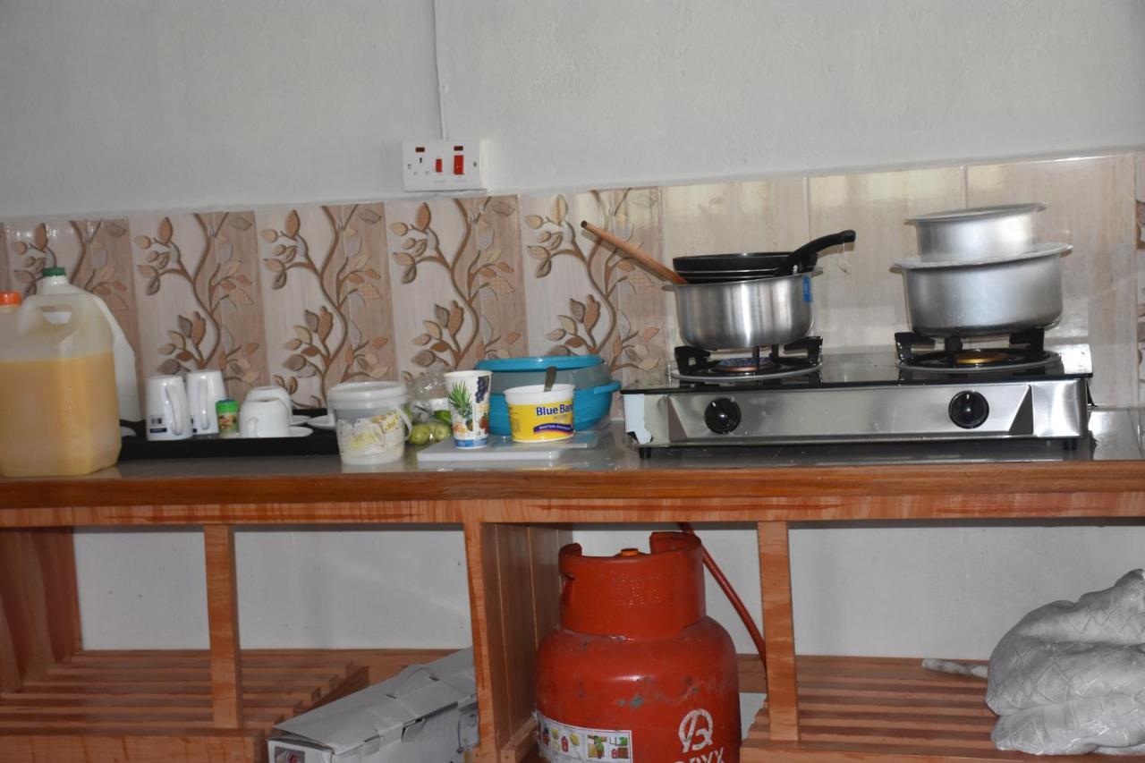 Bed and Breakfast L&J Modern Backpackers Kinondoni Dar es Salaam Exteriér fotografie