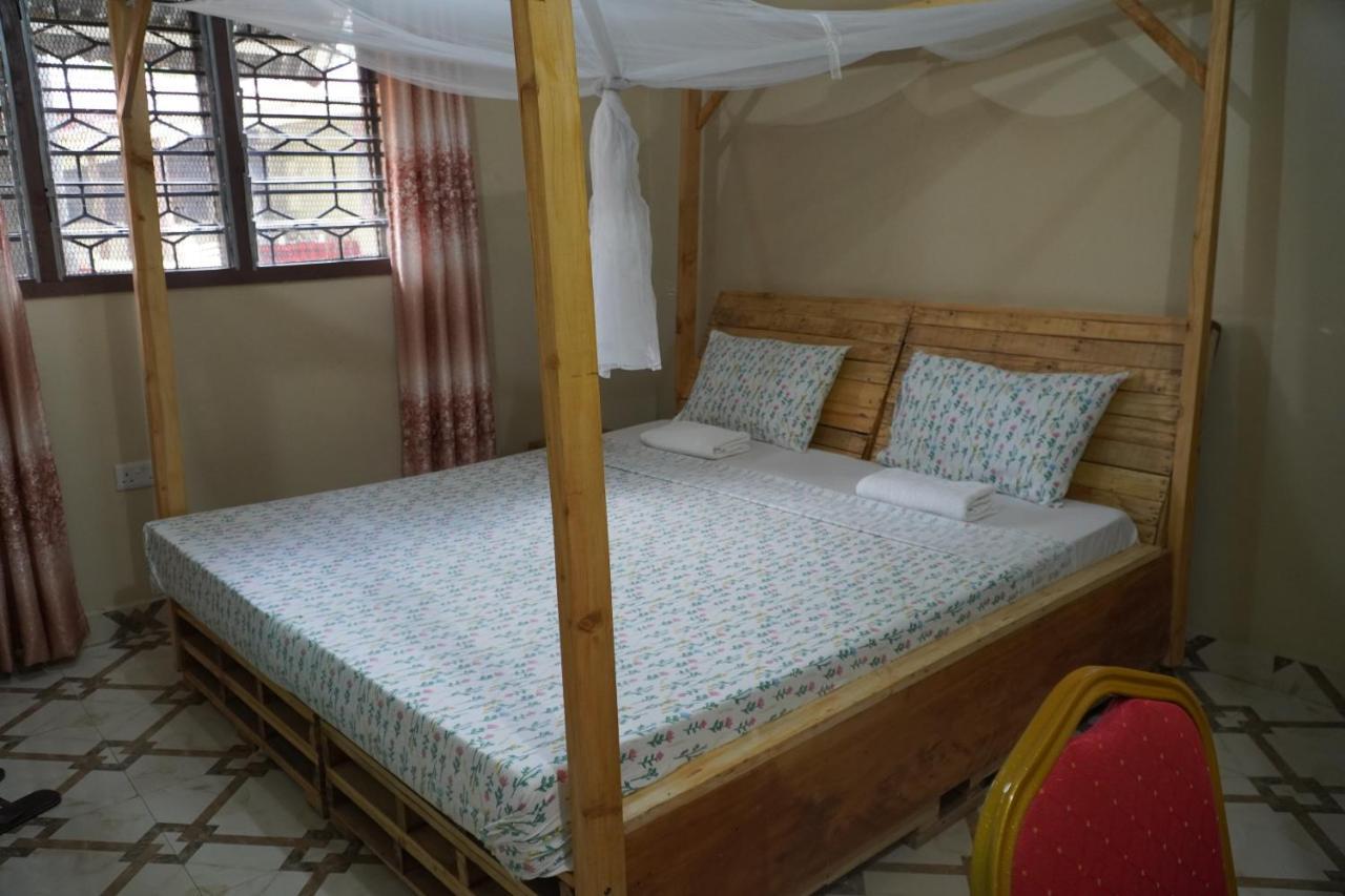 Bed and Breakfast L&J Modern Backpackers Kinondoni Dar es Salaam Exteriér fotografie