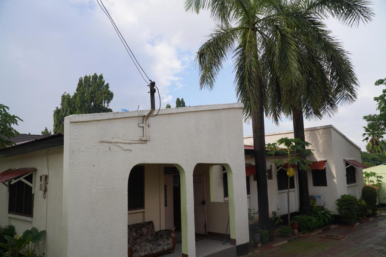 Bed and Breakfast L&J Modern Backpackers Kinondoni Dar es Salaam Exteriér fotografie