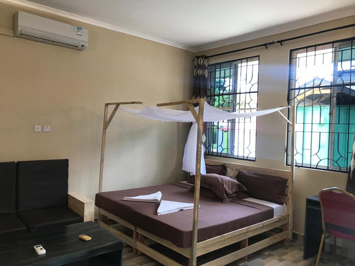 Bed and Breakfast L&J Modern Backpackers Kinondoni Dar es Salaam Exteriér fotografie