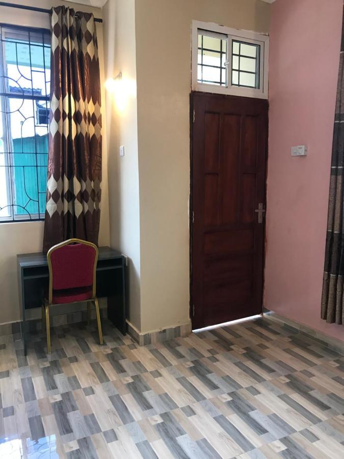 Bed and Breakfast L&J Modern Backpackers Kinondoni Dar es Salaam Exteriér fotografie