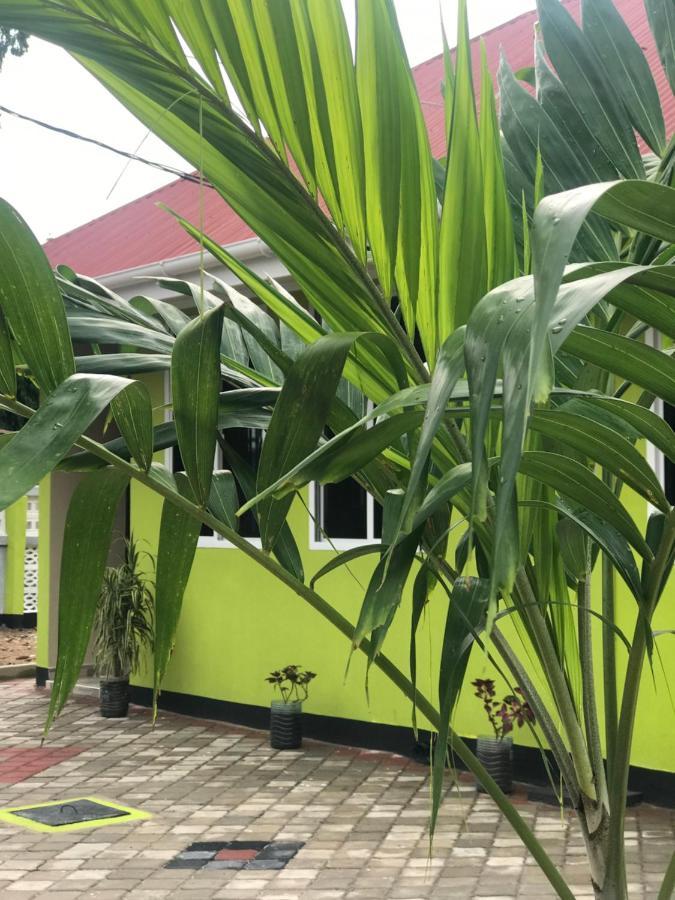 Bed and Breakfast L&J Modern Backpackers Kinondoni Dar es Salaam Exteriér fotografie
