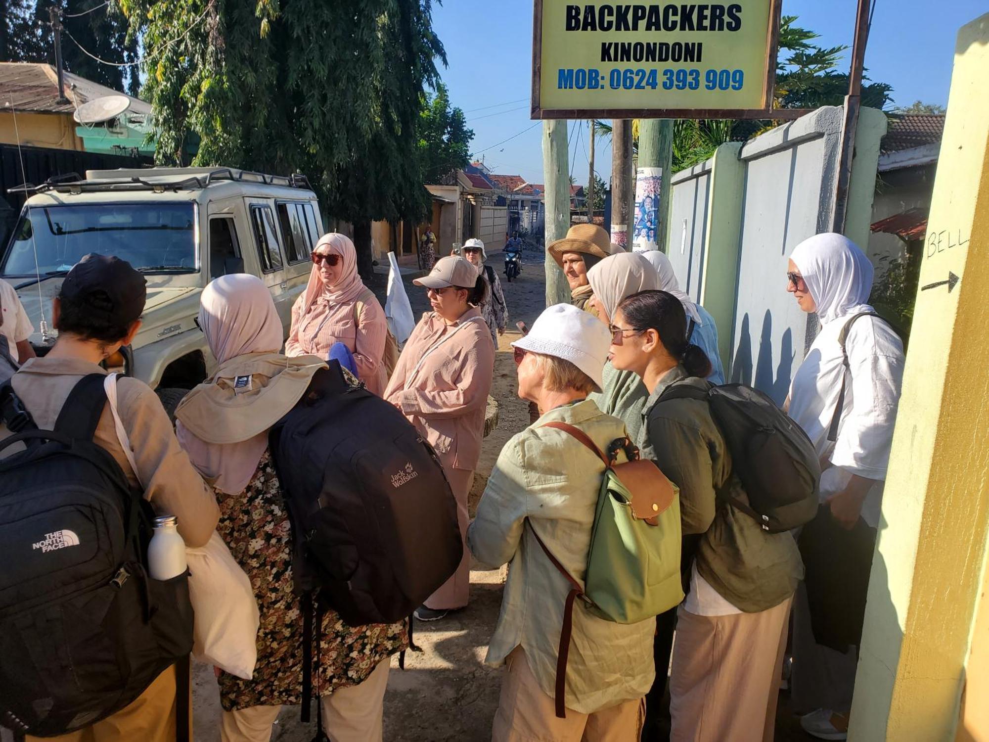 Bed and Breakfast L&J Modern Backpackers Kinondoni Dar es Salaam Exteriér fotografie